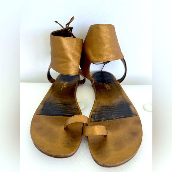 CHANEL Shoes - CHANEL SANDALS SIZE 40